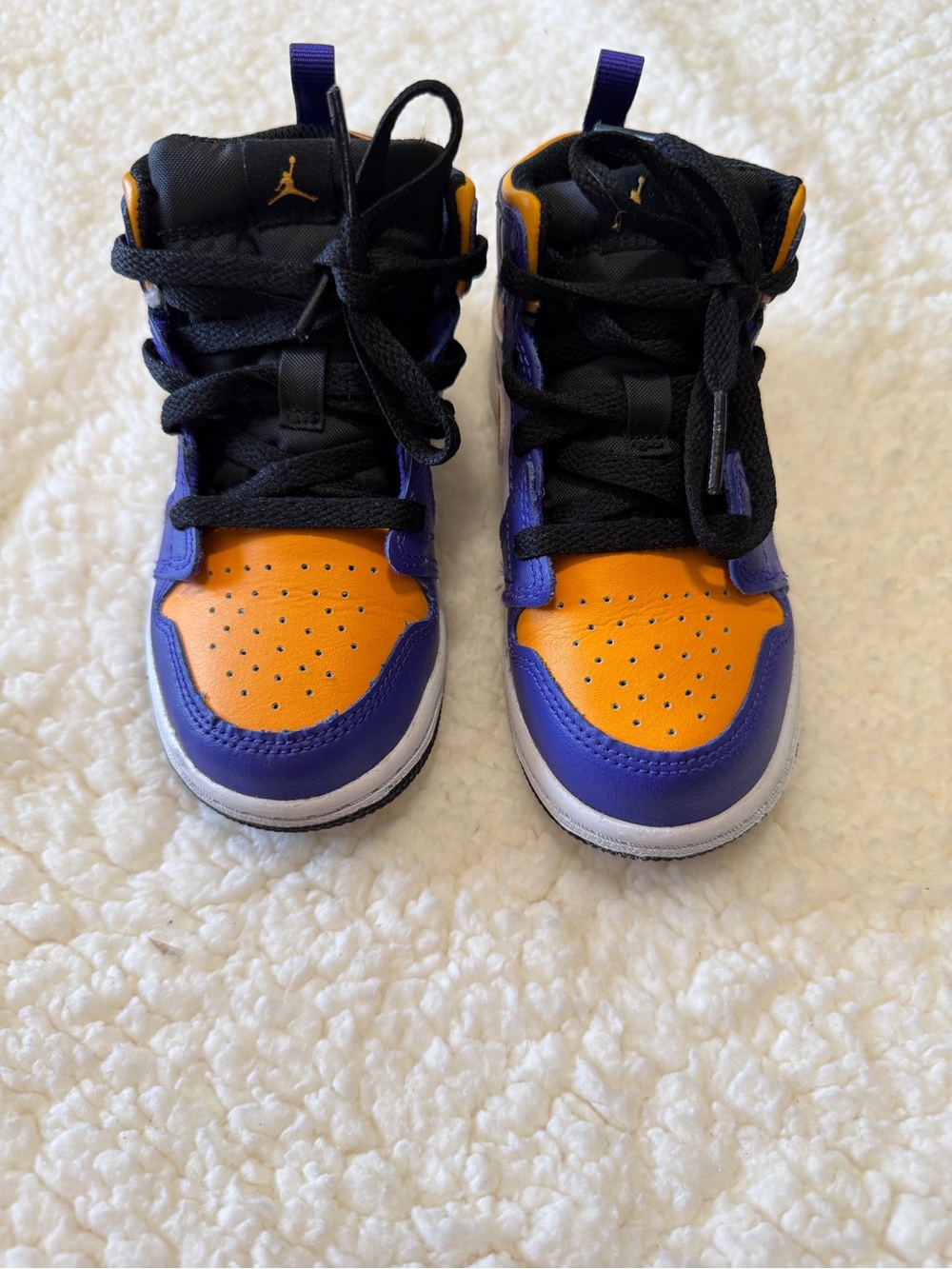 Jordan Kids High-Top Sneakers in Purple, Orange and Black